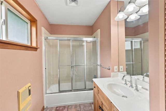 8421 Baker Drive, Houston, TX 77017