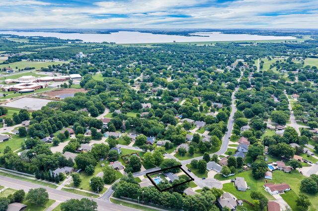 1715 Post Ct, El Dorado, KS 67042