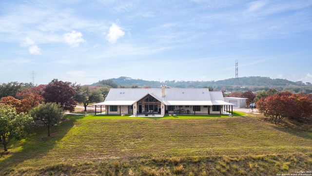211 Poehnert, Boerne, TX 78006