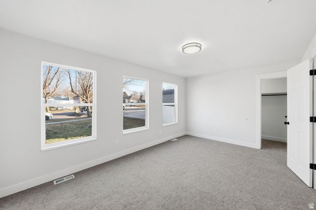 1048 S 925 W, Woods Cross, UT 84087