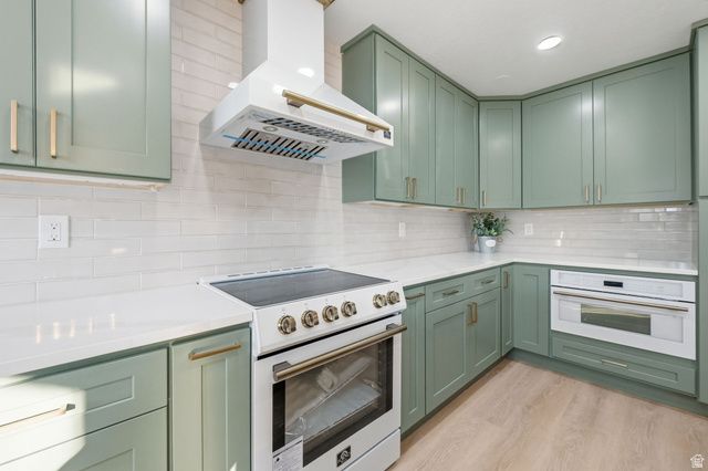 1048 S 925 W, Woods Cross, UT 84087