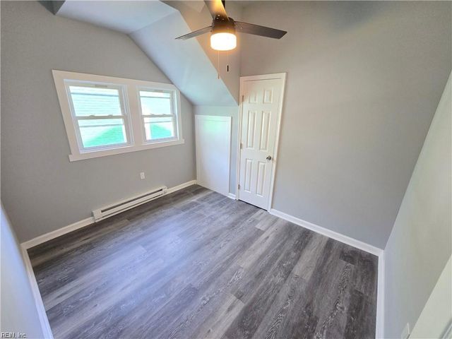 22 Riverview AVE, Portsmouth, VA 23704