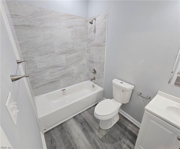 22 Riverview AVE, Portsmouth, VA 23704