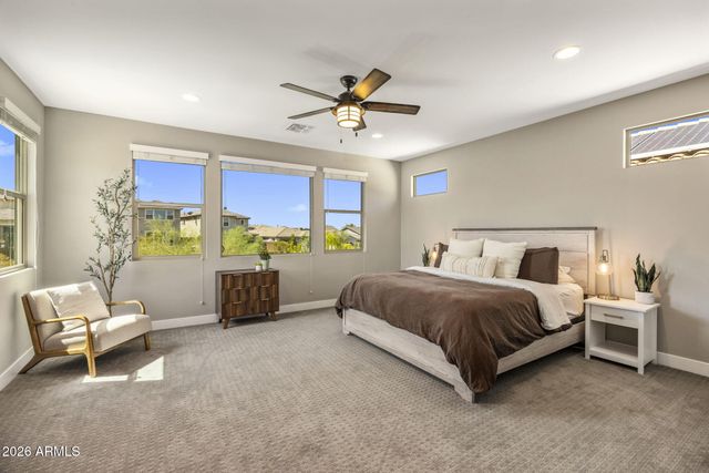 2323 W DUANE Lane, Phoenix, AZ 85085