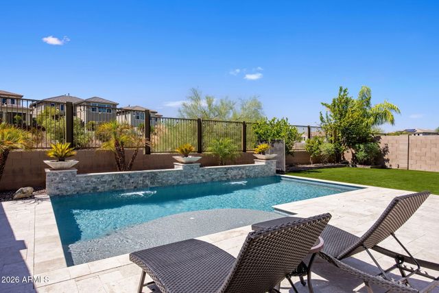2323 W DUANE Lane, Phoenix, AZ 85085