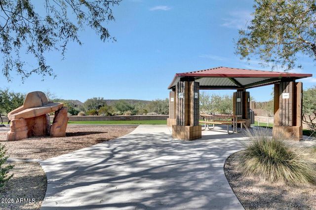 2323 W DUANE Lane, Phoenix, AZ 85085