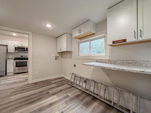 530 S Front Street, Dowagiac, MI 49047