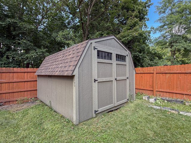 530 S Front Street, Dowagiac, MI 49047