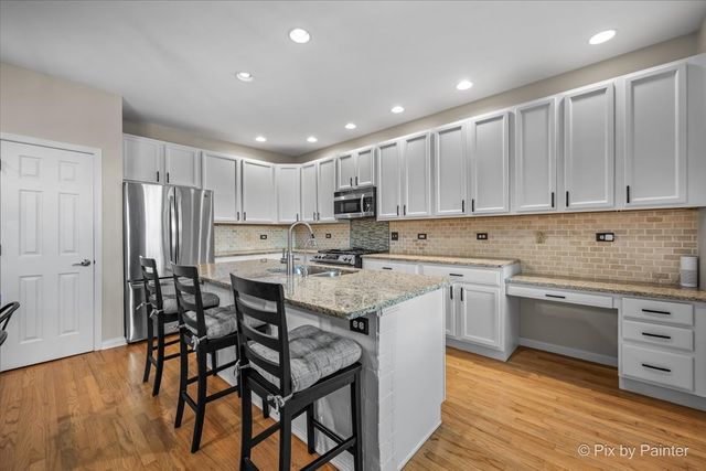 361 Oakmont Drive, Cary, IL 60013