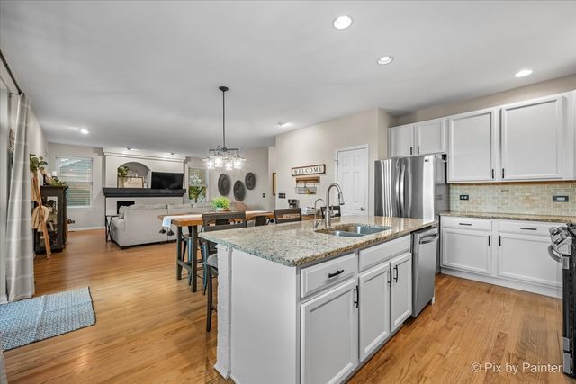 361 Oakmont Drive, Cary, IL 60013