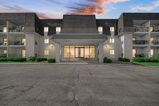 321 Deerpath Drive 105, Schererville, IN 46375