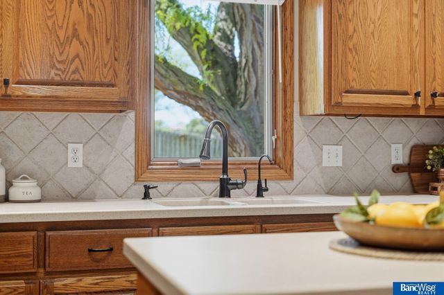 5101 S Bennington Place, Lincoln, NE 68516