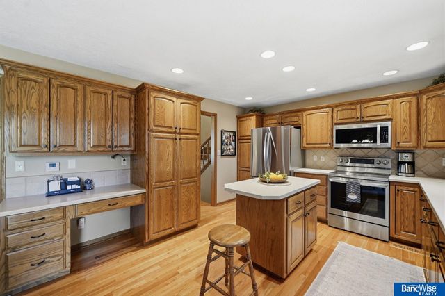 5101 S Bennington Place, Lincoln, NE 68516