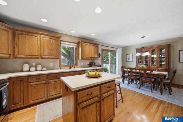 5101 S Bennington Place, Lincoln, NE 68516
