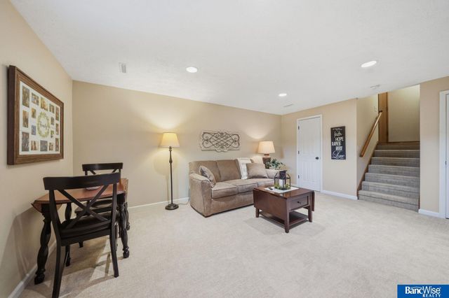 5101 S Bennington Place, Lincoln, NE 68516