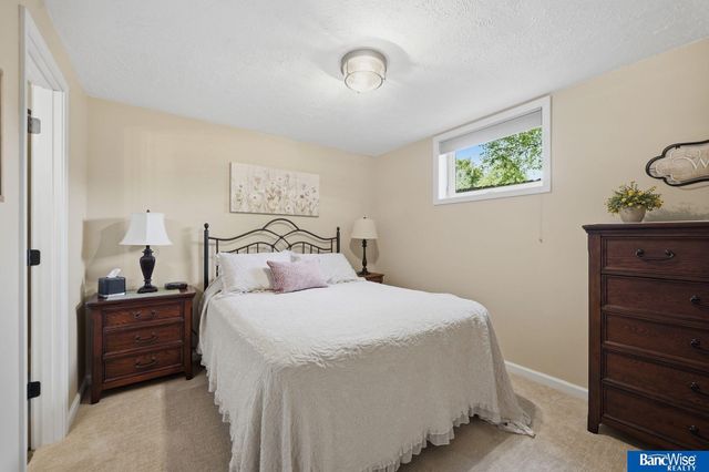 5101 S Bennington Place, Lincoln, NE 68516