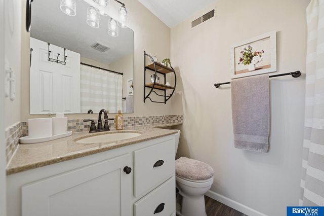 5101 S Bennington Place, Lincoln, NE 68516