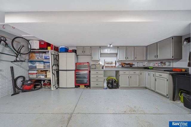 5101 S Bennington Place, Lincoln, NE 68516