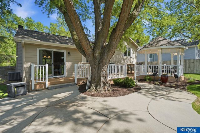 5101 S Bennington Place, Lincoln, NE 68516