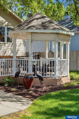 5101 S Bennington Place, Lincoln, NE 68516