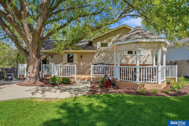 5101 S Bennington Place, Lincoln, NE 68516