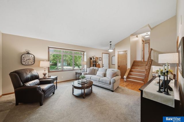 5101 S Bennington Place, Lincoln, NE 68516
