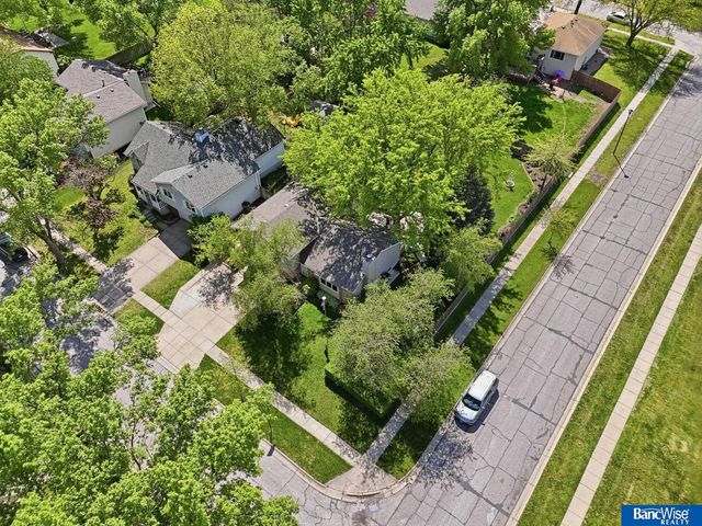 5101 S Bennington Place, Lincoln, NE 68516