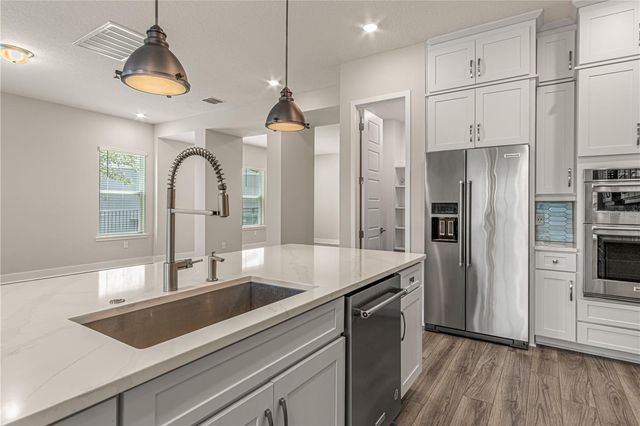 6013 BIMINI TWIST LOOP, Orlando, FL 32819