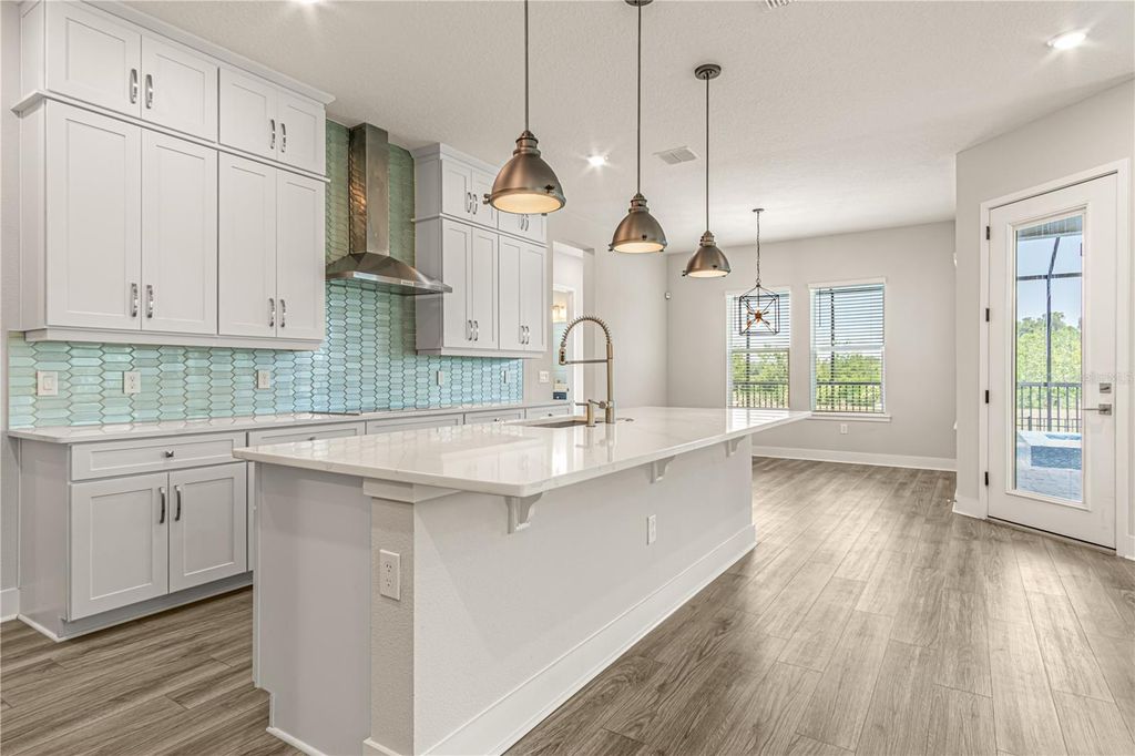 Image 13 of property listing at 6013 BIMINI TWIST LOOP, Orlando, FL 32819