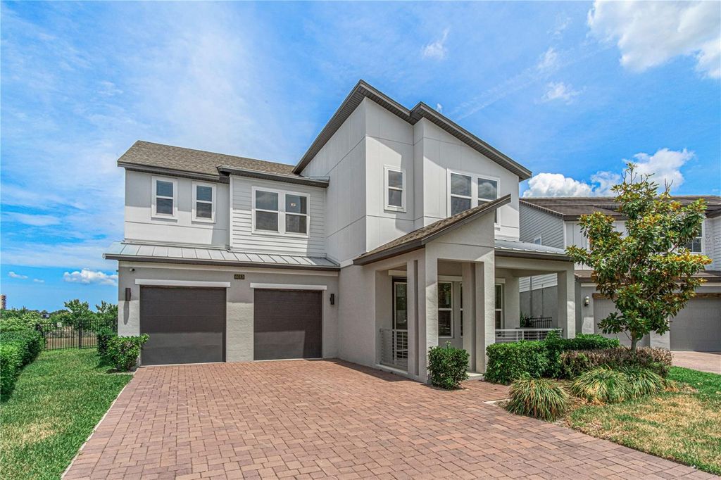 Image 4 of property listing at 6013 BIMINI TWIST LOOP, Orlando, FL 32819