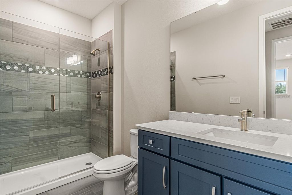 Image 35 of property listing at 6013 BIMINI TWIST LOOP, Orlando, FL 32819