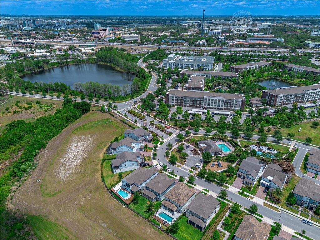 Image 56 of property listing at 6013 BIMINI TWIST LOOP, Orlando, FL 32819
