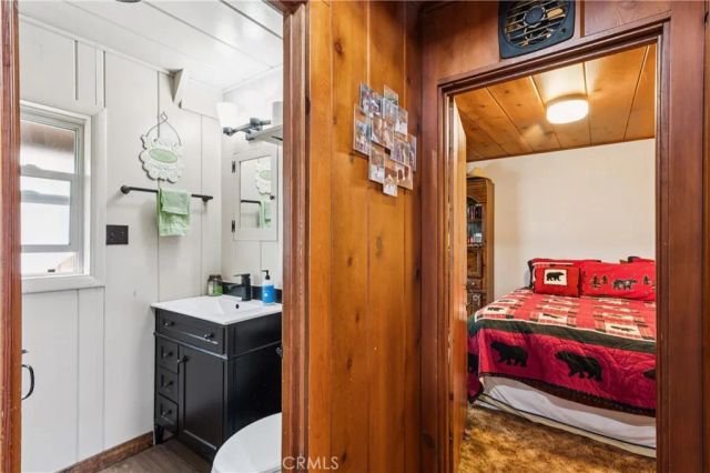 28815 Cedar, Lake Arrowhead, CA 92352