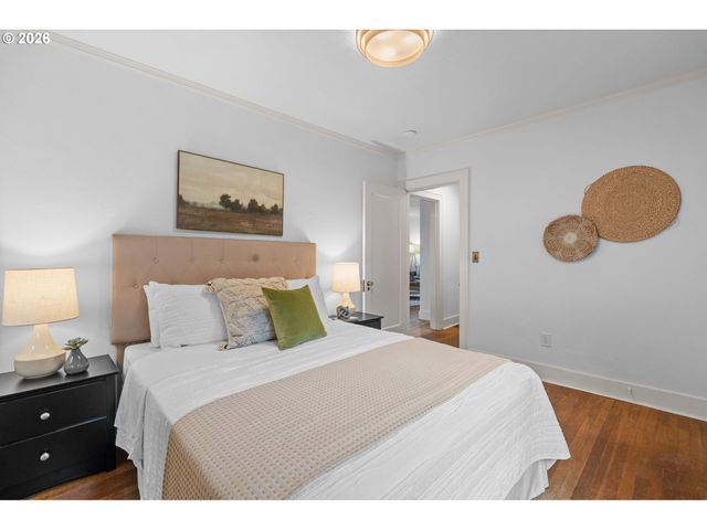 7405 N BURRAGE Ave, Portland, OR 97217