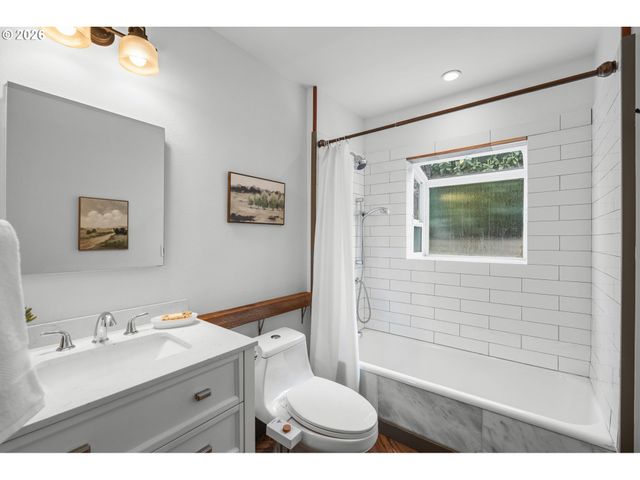 7405 N BURRAGE Ave, Portland, OR 97217