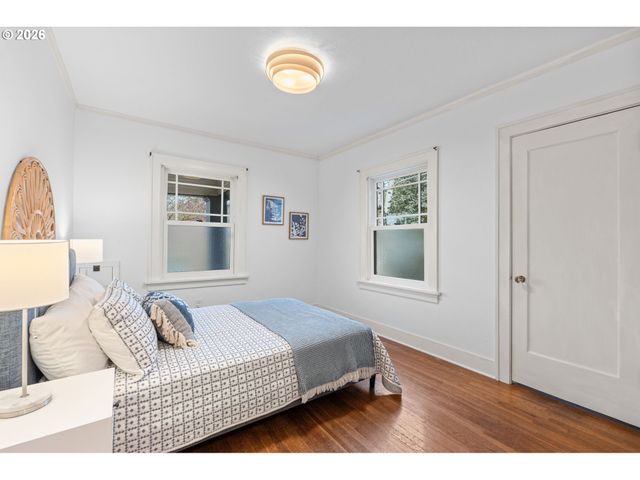 7405 N BURRAGE Ave, Portland, OR 97217