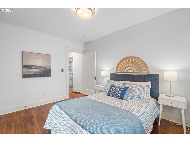 7405 N BURRAGE Ave, Portland, OR 97217