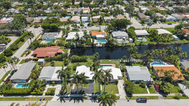 1158 Grant Street, Hollywood, FL 33019