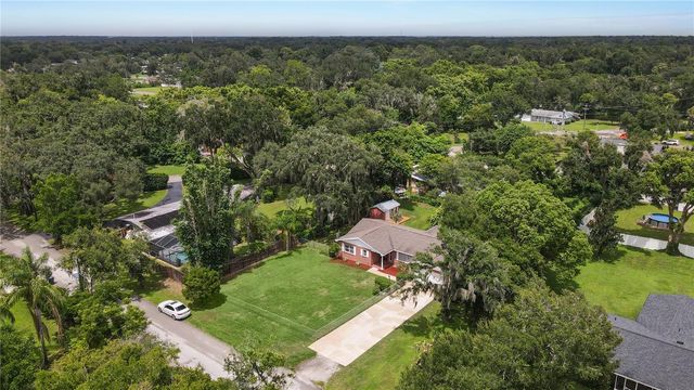 1805 DIERKER DRIVE, Valrico, FL 33596