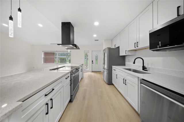 1805 DIERKER DRIVE, Valrico, FL 33596
