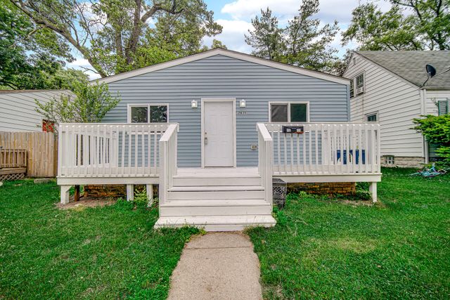 2635 Knox Street, Lake Station, IN 46405