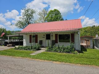 11811 Central Street, Coeburn, VA 24230
