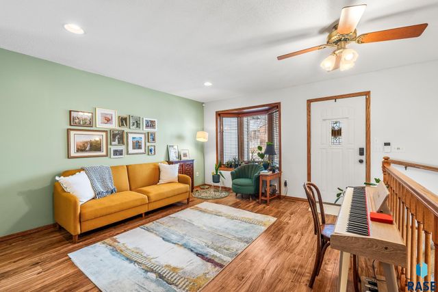 6109 W 43rd St Street, Sioux Falls, SD 57106