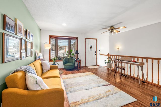 6109 W 43rd St Street, Sioux Falls, SD 57106