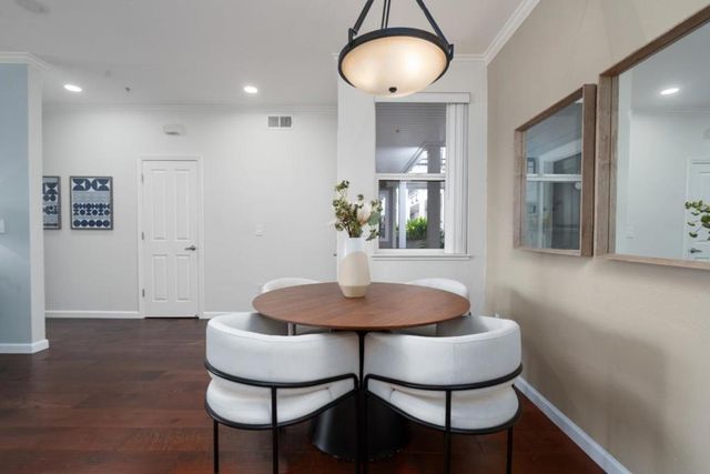 1982 W Bayshore Road 217, East Palo Alto, CA 94303