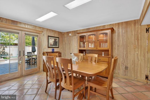 8904 STRATFORD LN, Alexandria, VA 22308