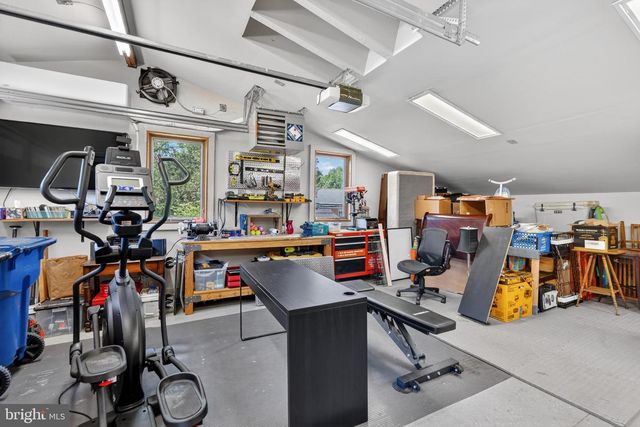 8904 STRATFORD LN, Alexandria, VA 22308