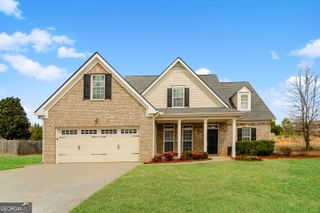 44 Colonial Circle NW, Cartersville, GA 30120