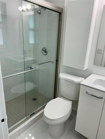 1301 NE 147th Street 1301, Miami, FL 33161