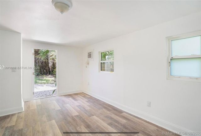 1301 NE 147th Street 1301, Miami, FL 33161